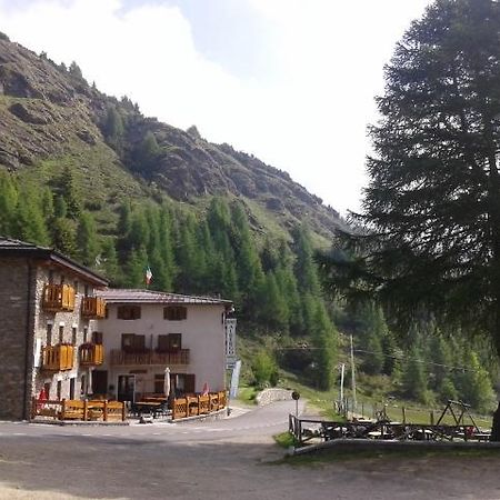 Albergo Passo Mortirolo Monno Esterno foto